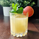 Read more about the article Whiskey Peach Smash